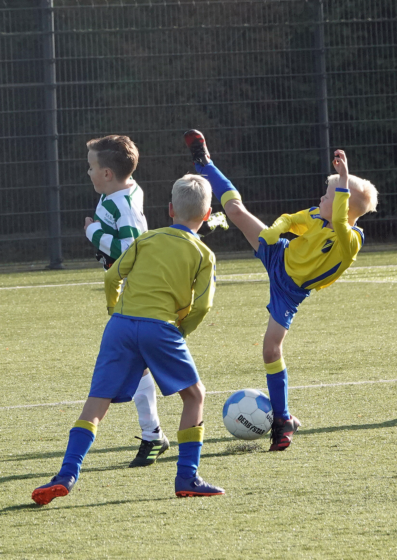 Voetbal FC Uden JO9 – 2G tegen Odiliapeel/Braks Gro JO9 – 1G (26 september2020)